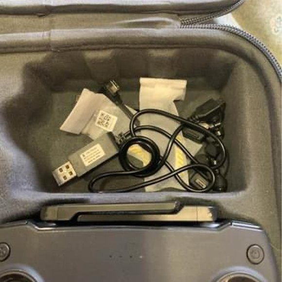 DJI Mavic Mini Quadcopter Gray Drone - Picture 6 of 8